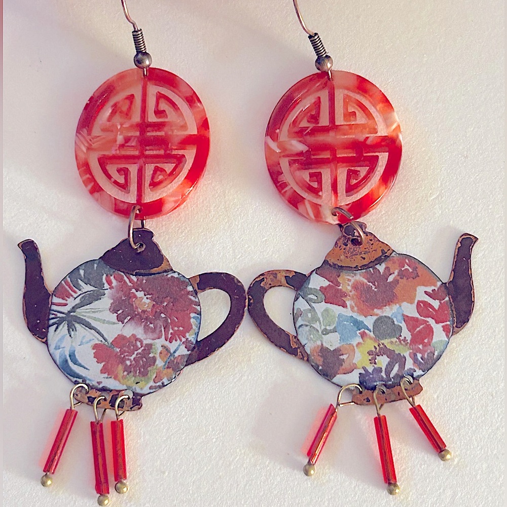 NWOT earrings Floral Little Teapot artisan Copper Enamel Chinese design acrylic